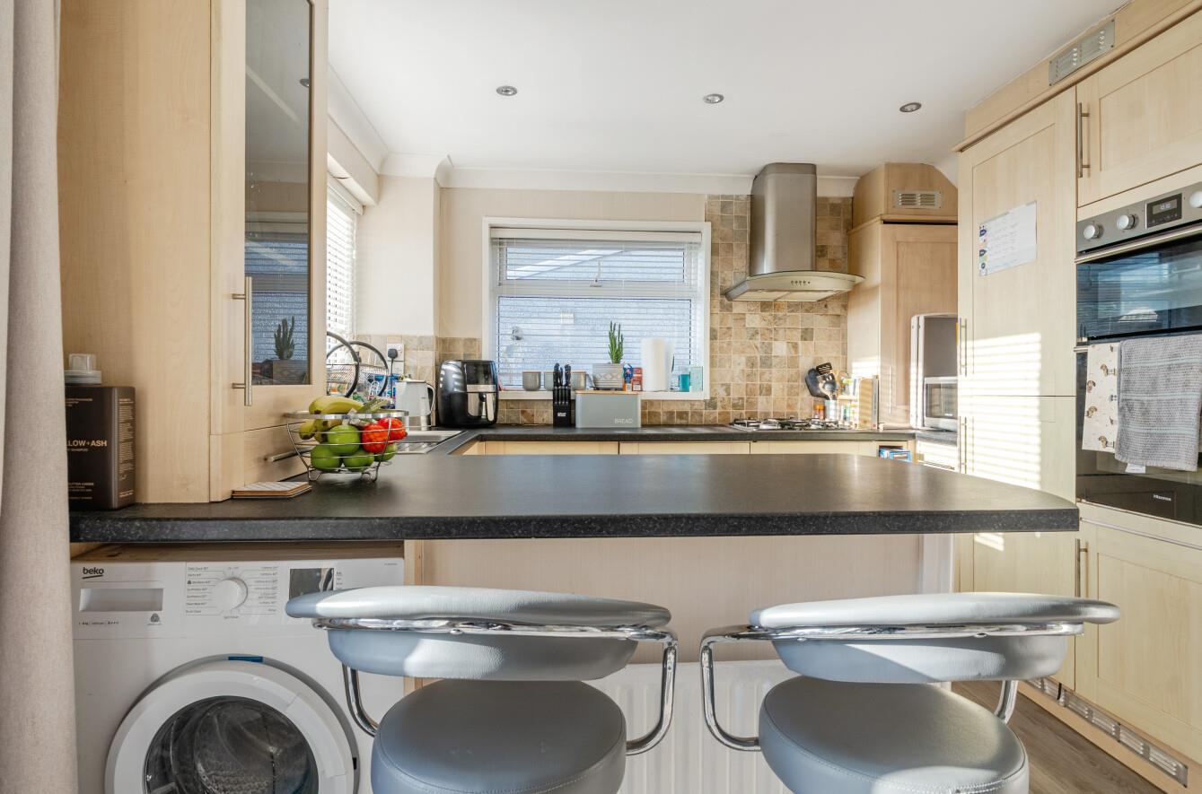 Clos Rhymni, Cwmrhydyceirw, Swansea, SA6 6RB